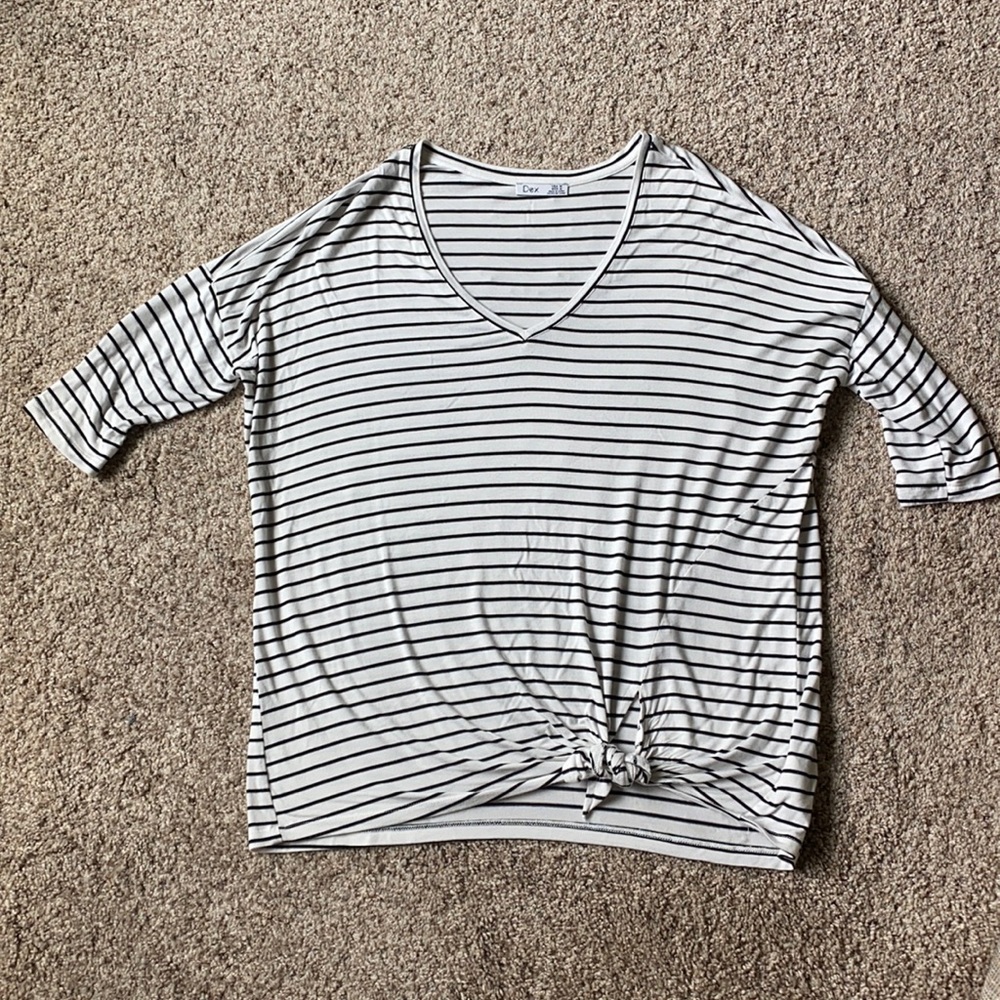 Black/White Stripe V-Neck